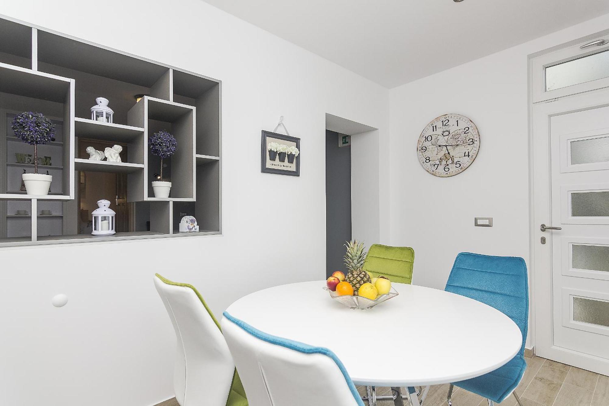 Apartments With A Parking Space Brela, Makarska - 11687 Room photo