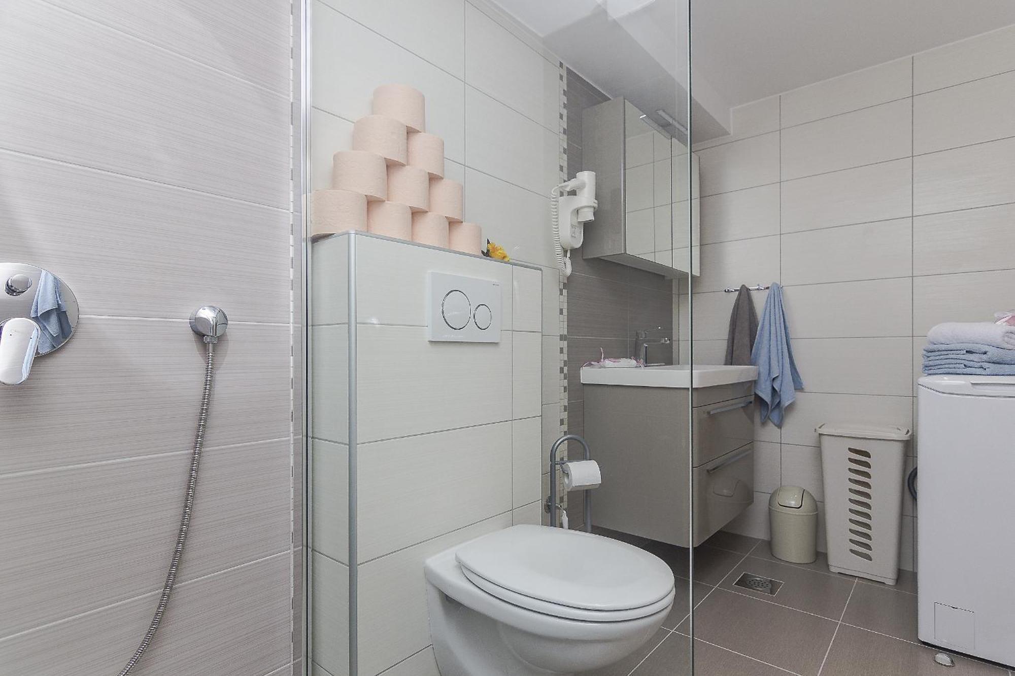Apartments With A Parking Space Brela, Makarska - 11687 Room photo